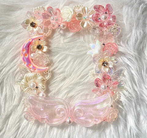 Decoden PC Holder